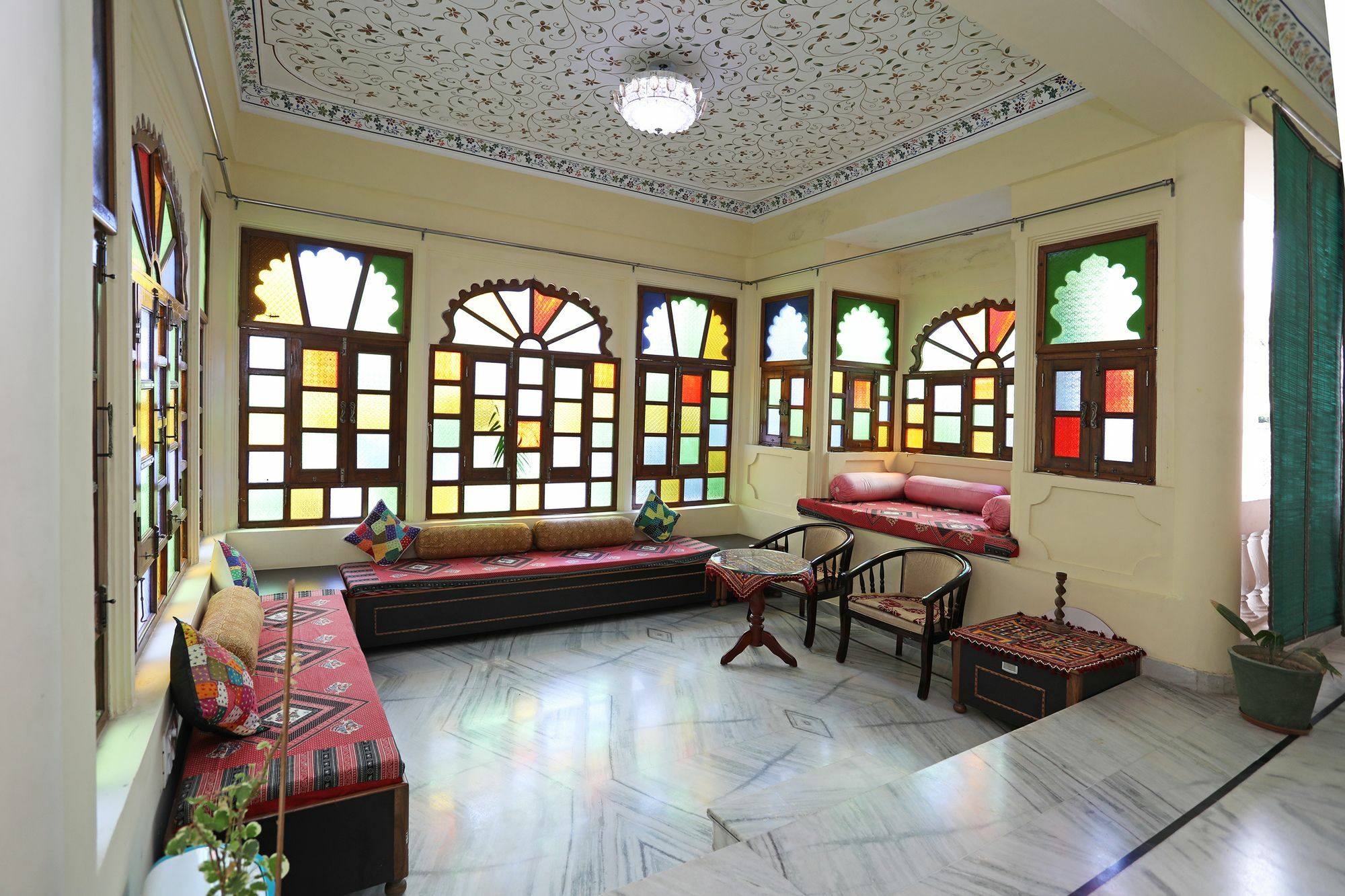 Oyo Home Heritage Near City Palace Udajpur Zewnętrze zdjęcie